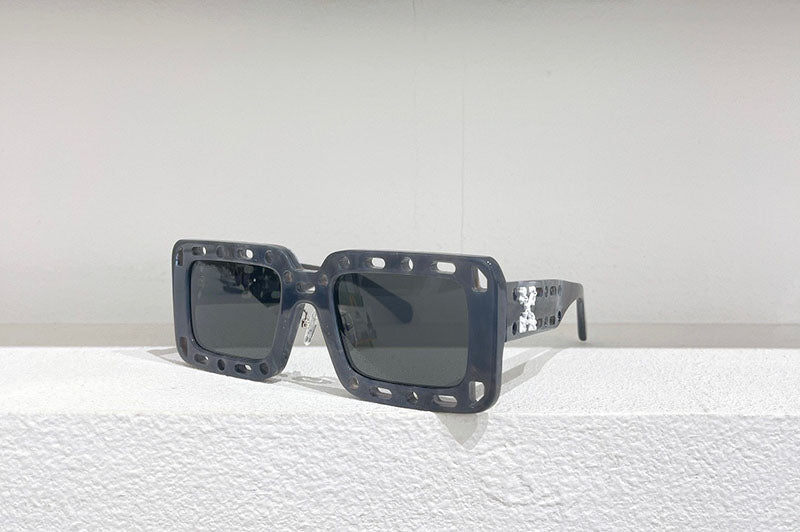 OFF-WHITE Atlantic Cut-Out Detail Square Frame Sunglasses