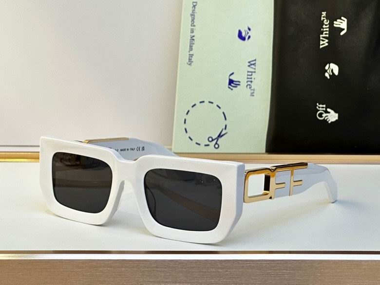 OFF-WHITE Boston Sunglasses