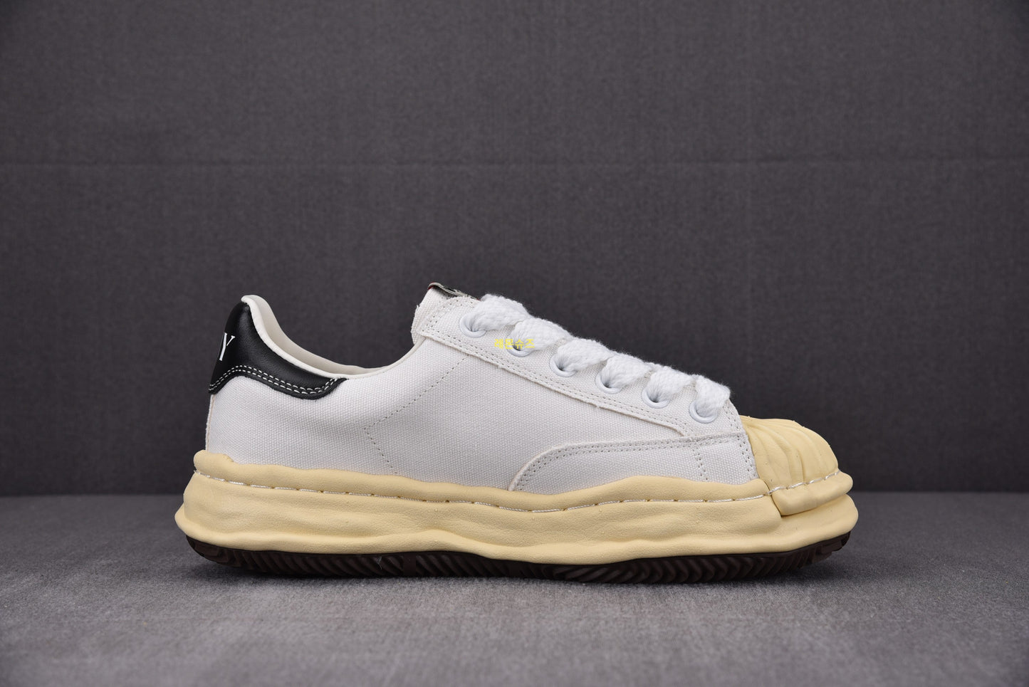 Maison Mihara Yasuhiro Blakey OG Sole Low White