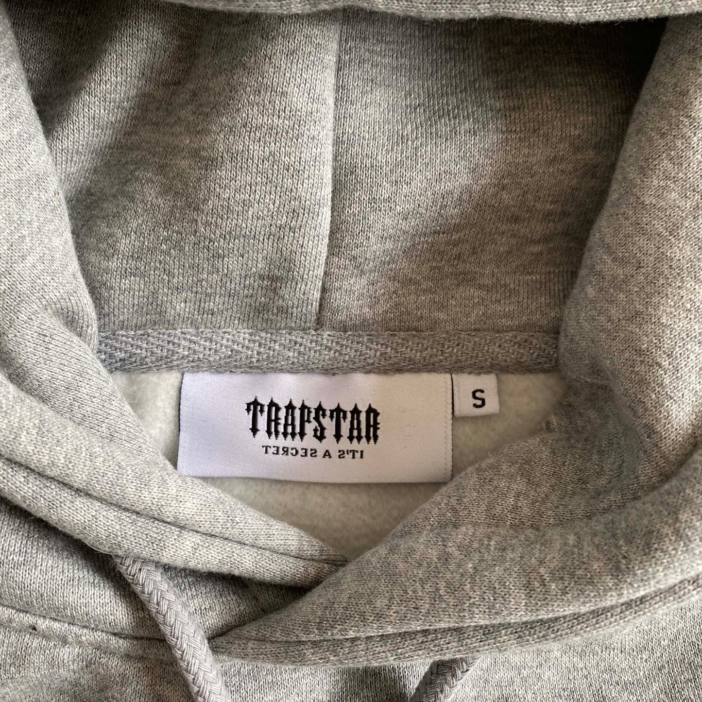 Trapstar Shooters Hoodie Tracksuit Grey/Red