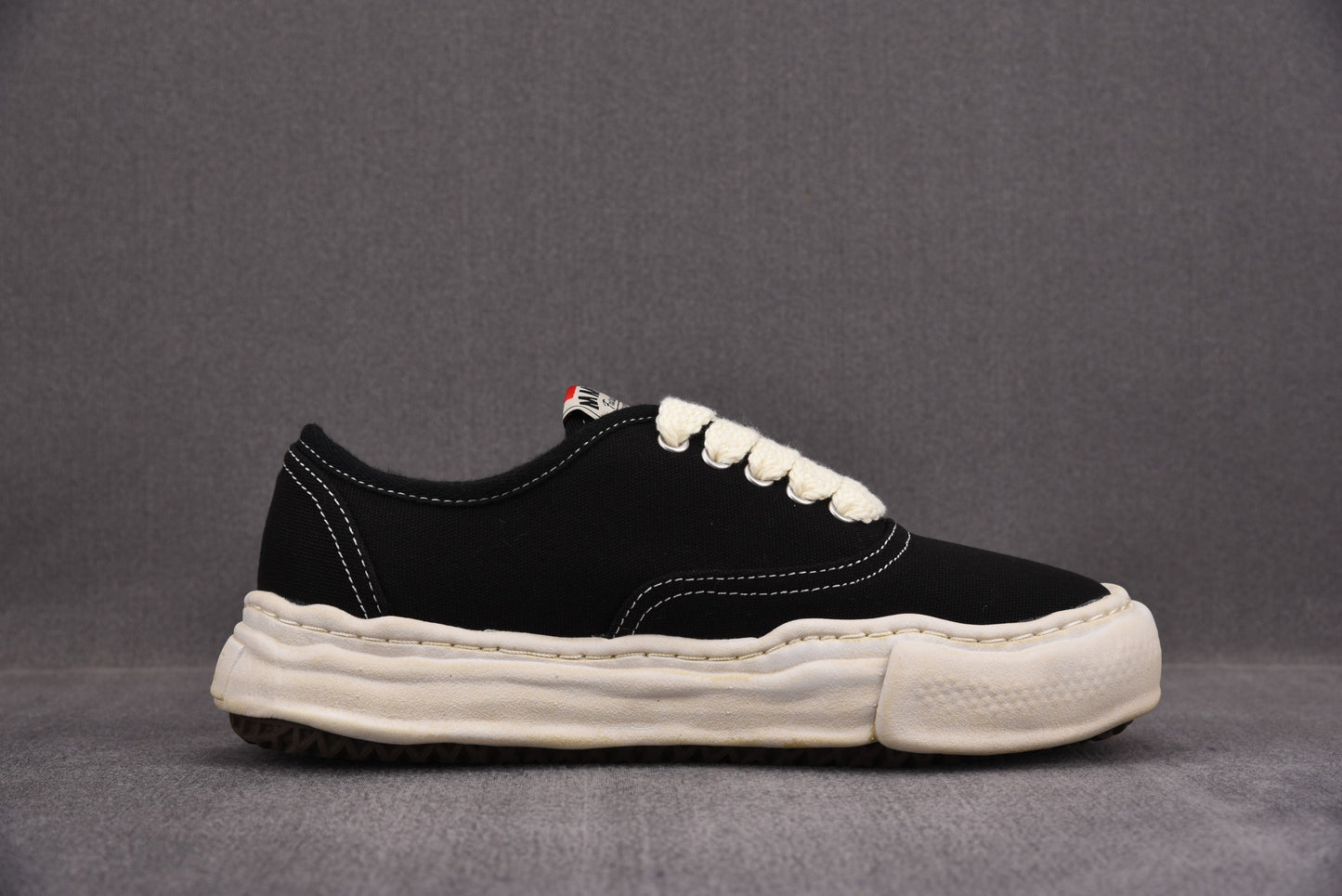 Maison Mihara Yasuiro Baker OD OG Sole Canvas Low Back