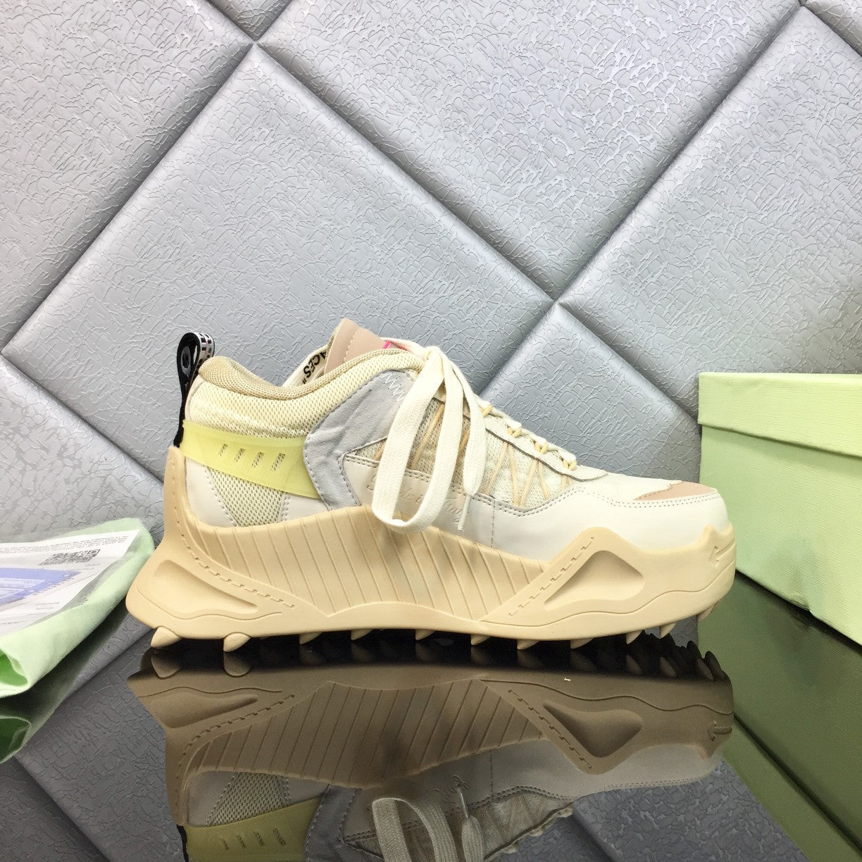 Off-White Wmns ODSY-1000 'Beige'