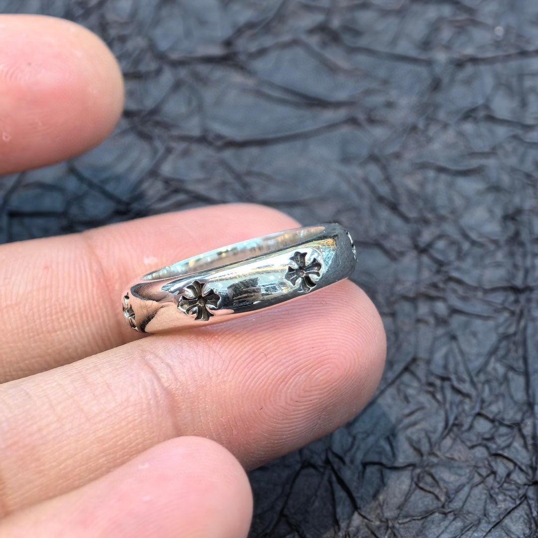 Chrome Hearts - Cross Eternity Band Ring