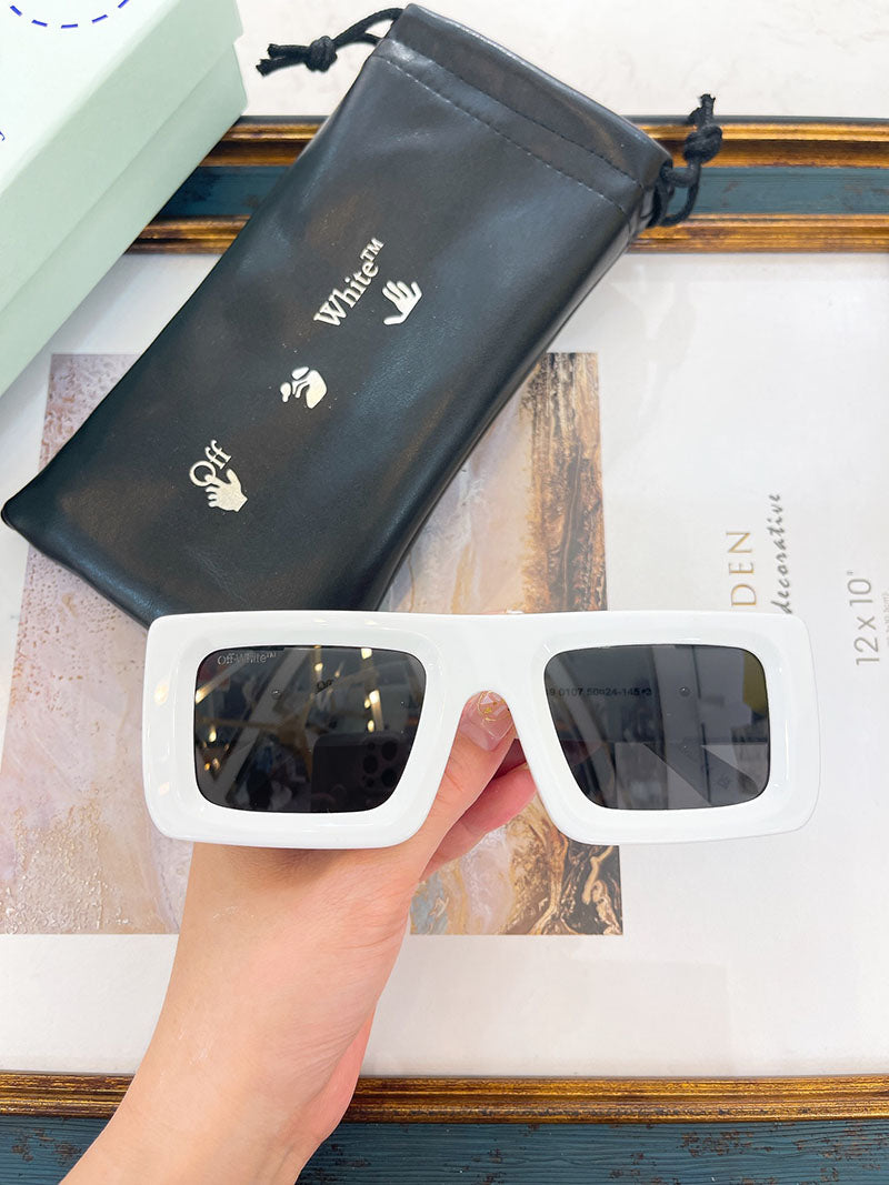 Off-White Arrows-Motif sunglasses