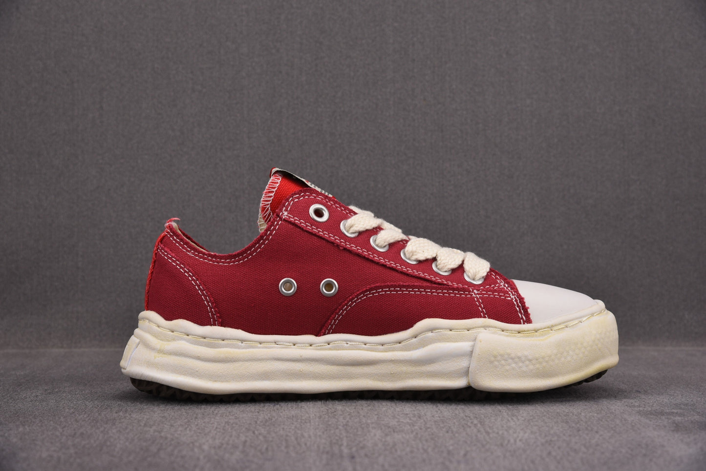 Maison Mihara Yasuiro Baker OD OG Sole Canvas Low Red