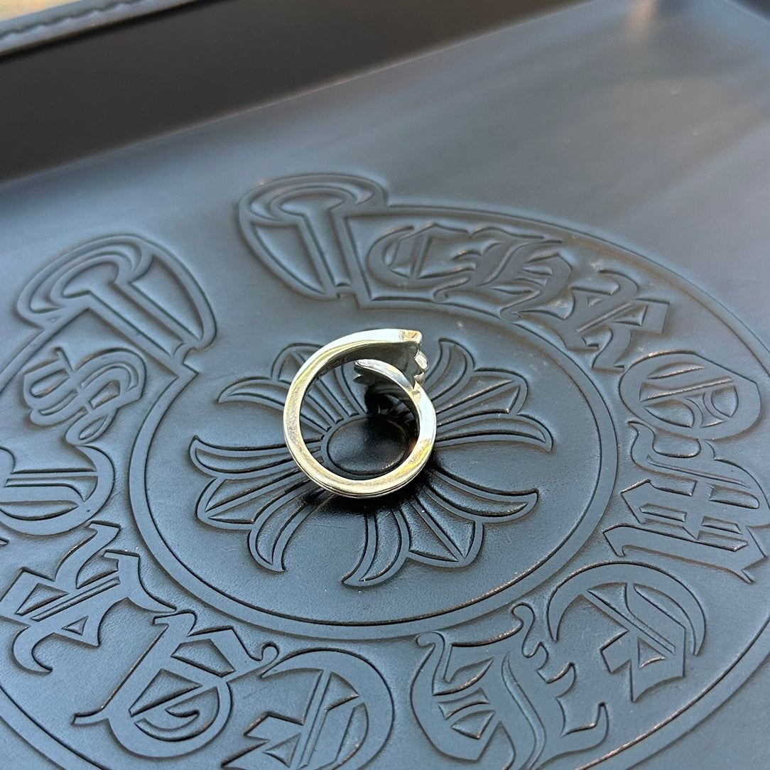 Chrome Hearts - The Embrace Ring