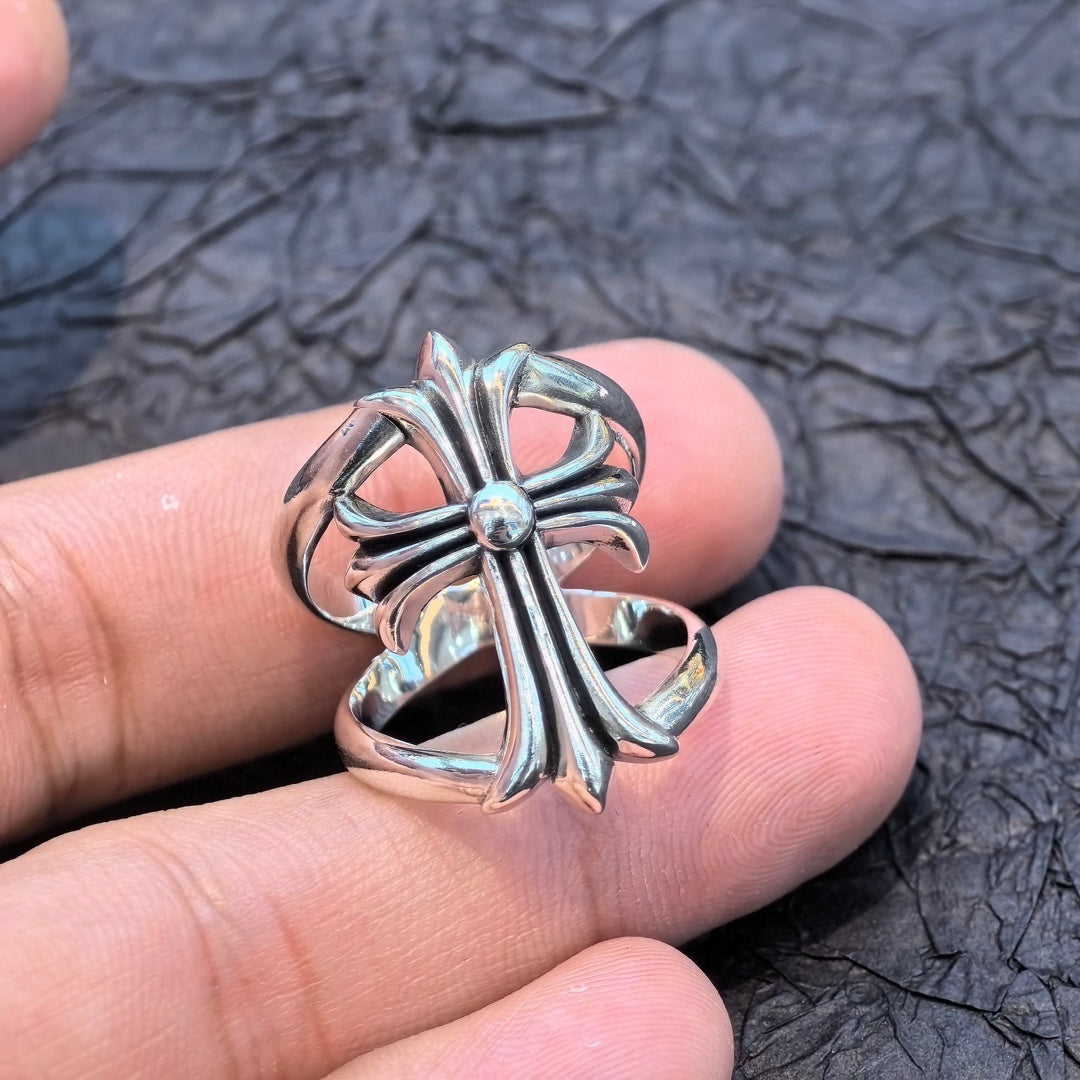Chrome Hearts - Cross Infinity Ring