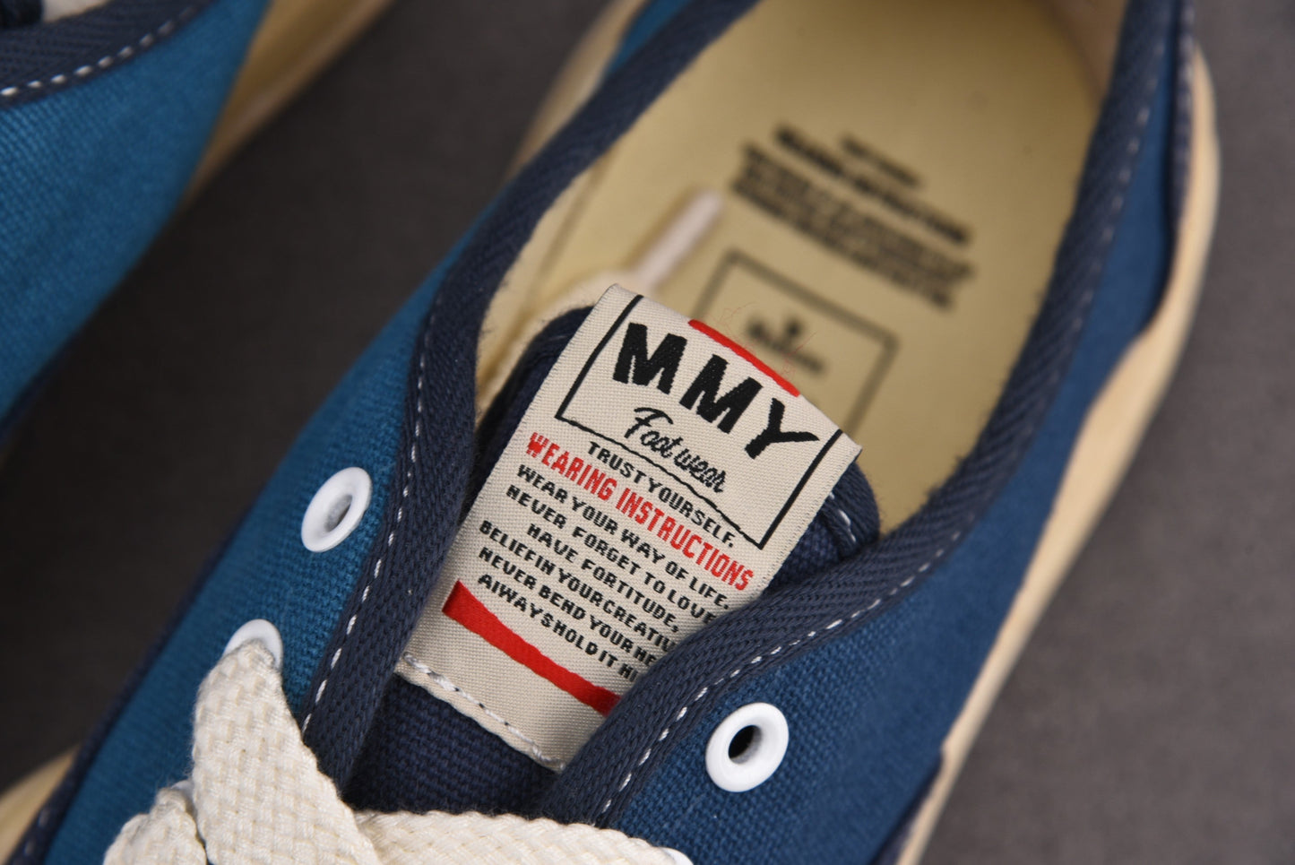 Maison Mihara Yasuiro Baker OD OG Sole Canvas Low Blue