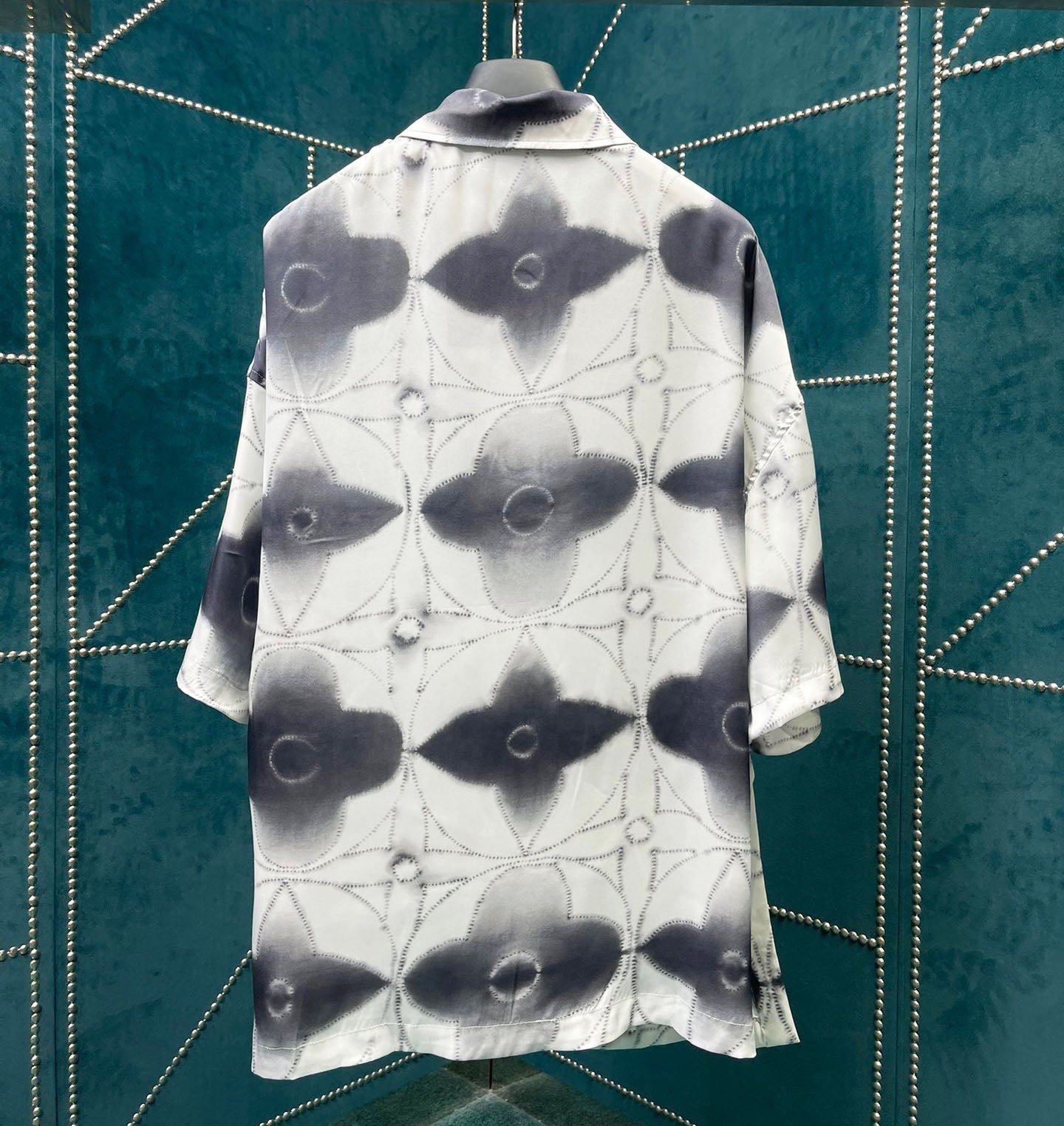Louis Vuitton LV Multi Buttonholes