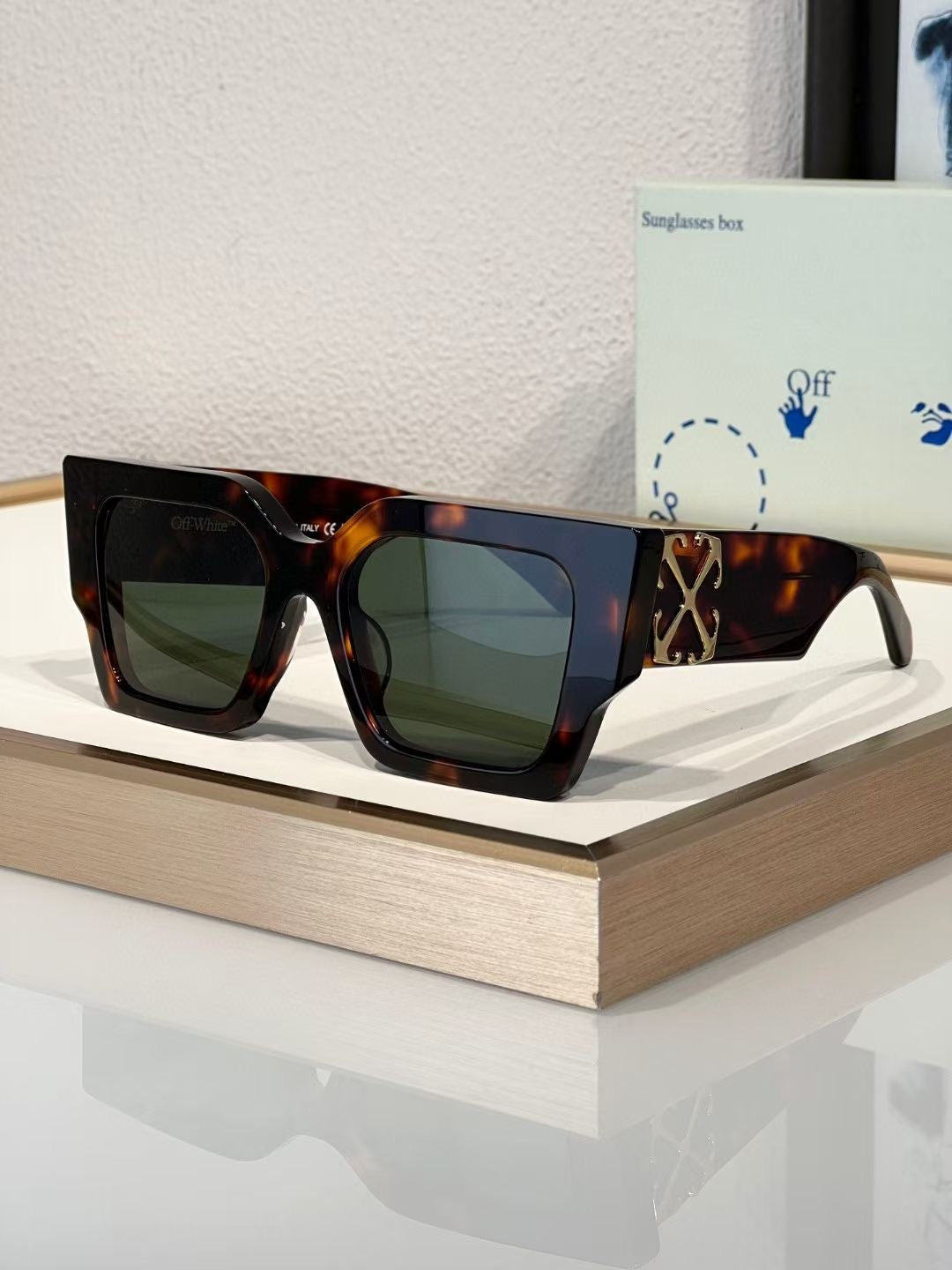 OFF-WHITE Catalina Sunglasses Havana