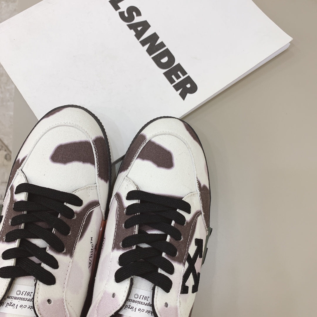 Off-White Vulc Low 'Tie Dye'