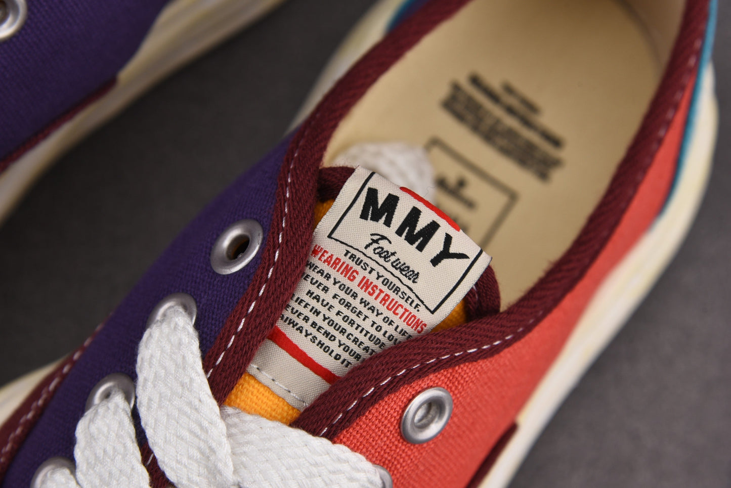 Maison Mihara Yasuiro Baker OD OG Sole Canvas Low Red