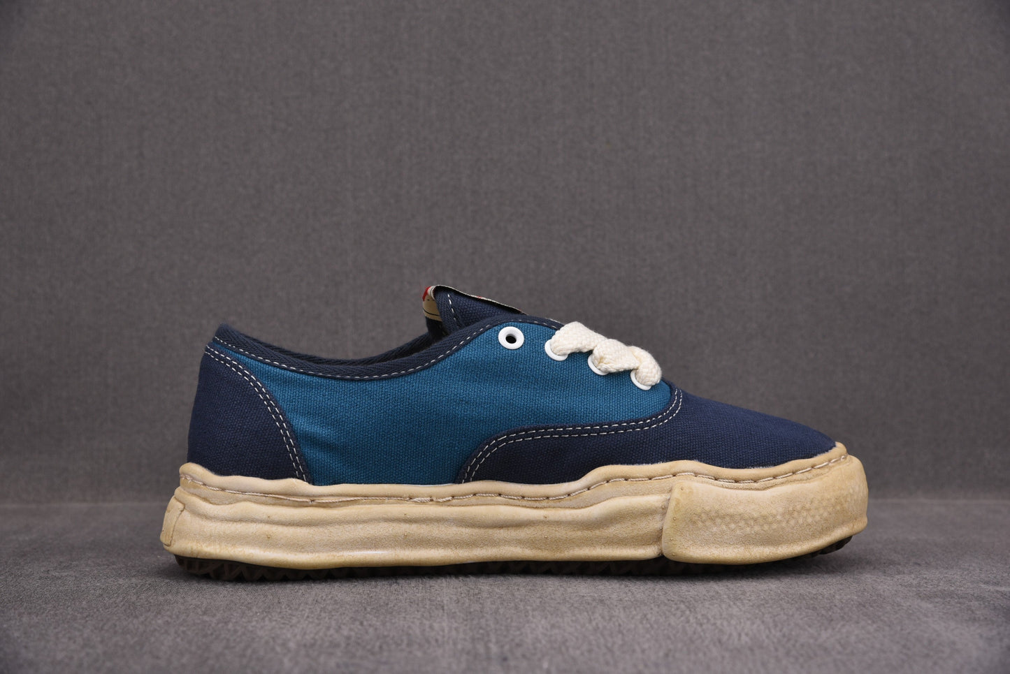 Maison Mihara Yasuiro Baker OD OG Sole Canvas Low Blue