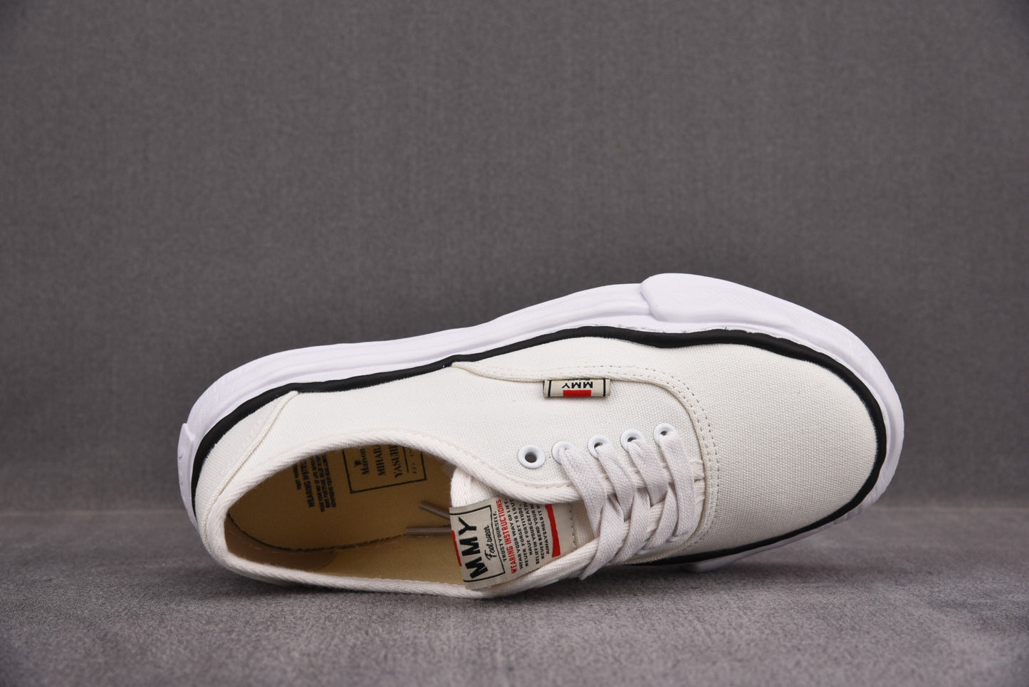 Maison Mihara Yasuiro Baker OG Sole Canvas Low White