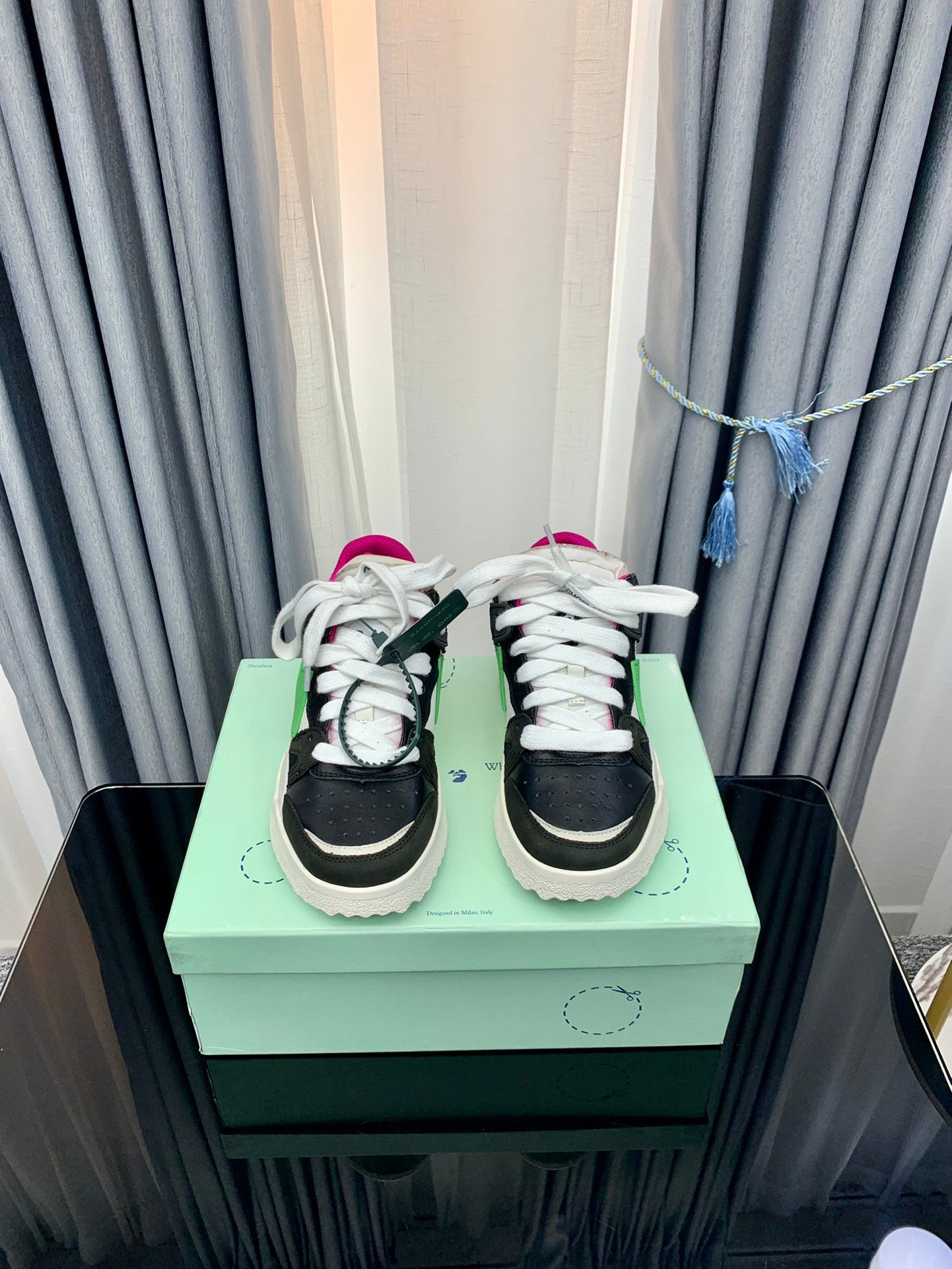 Off-White New Mid Sponge 'Black White Green'