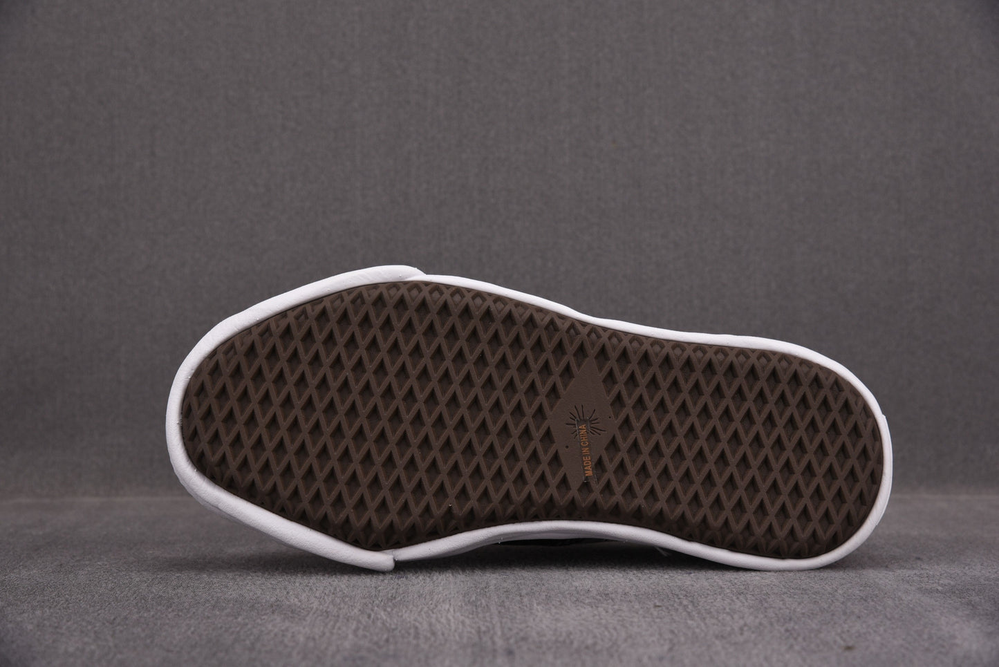 Maison Mihara Yasuiro Baker OG Sole Bandana Black/Grey