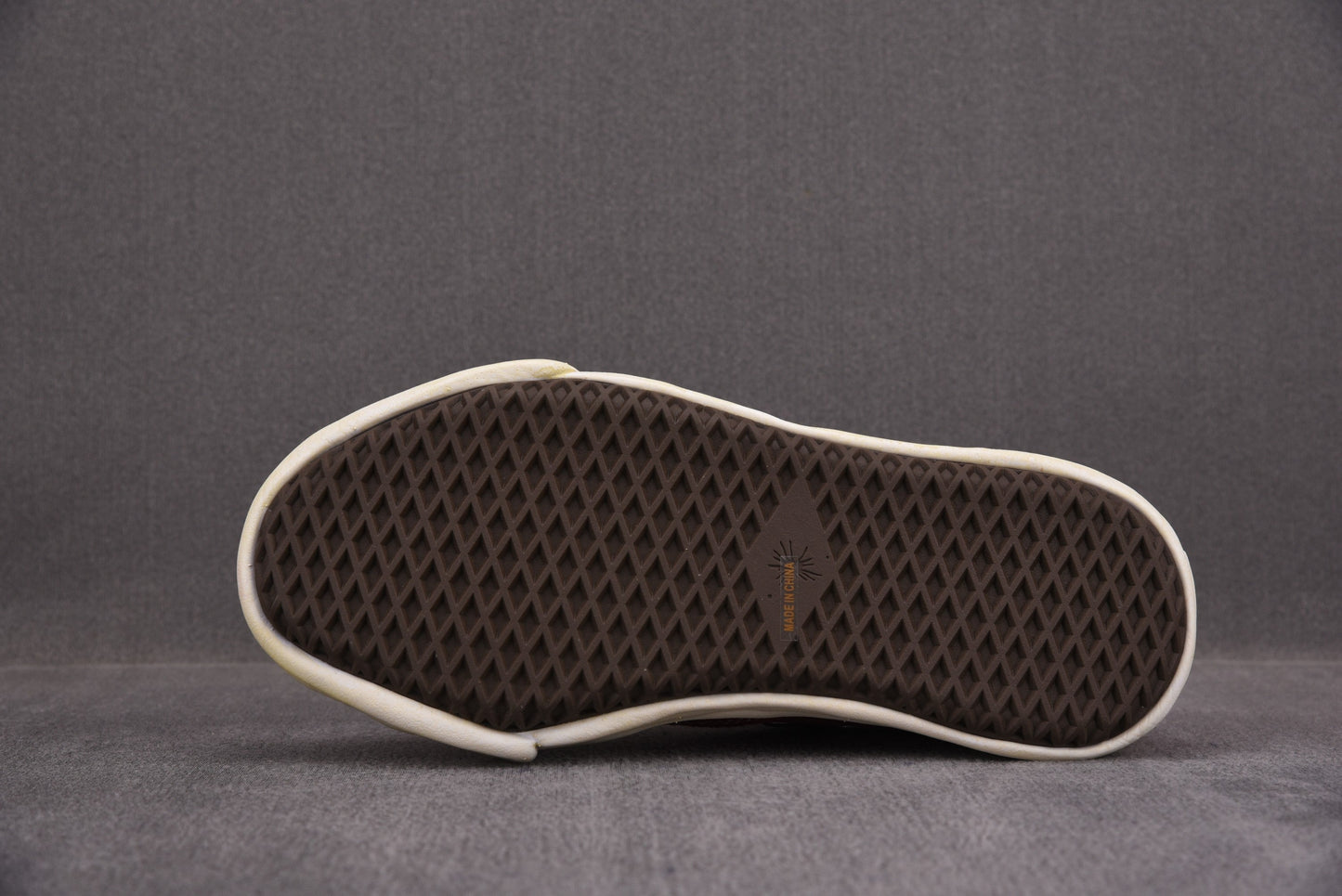 Maison Mihara Yasuiro Baker OD OG Sole Canvas Low Red