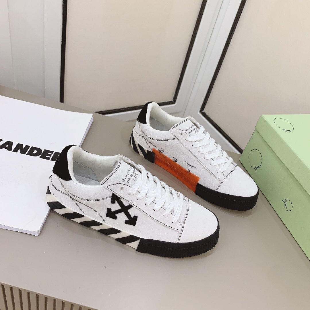 Off-White Wmns Arrow Vulcanized Low 'White Black'