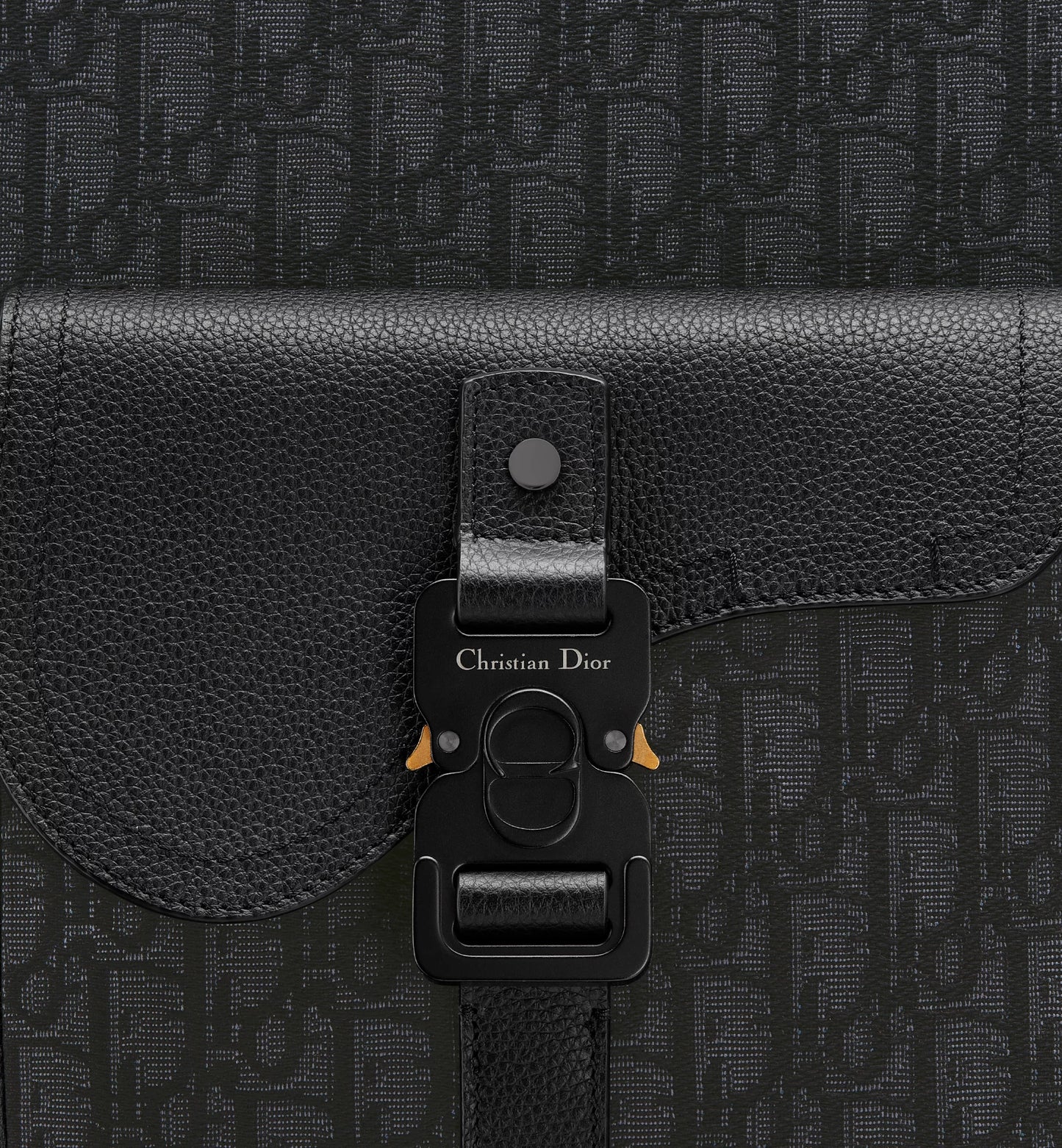 Dior Saddle Backpack with Zipper In Black