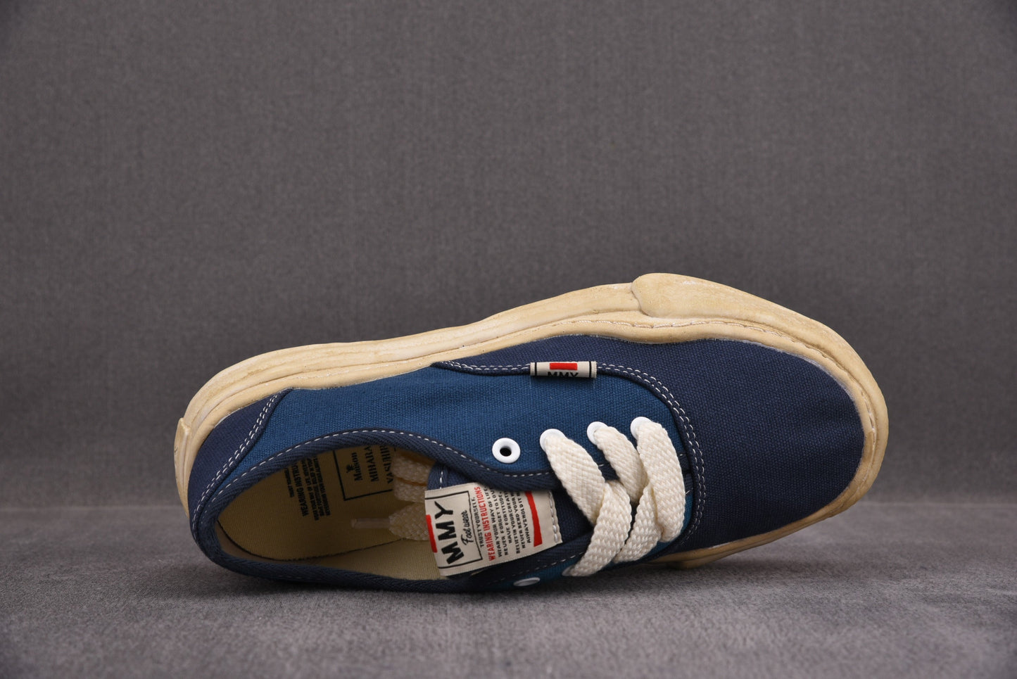 Maison Mihara Yasuiro Baker OD OG Sole Canvas Low Blue
