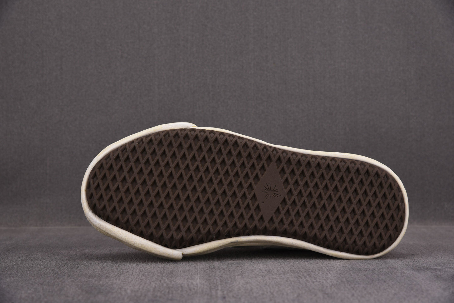 Maison Mihara Yasuiro Baker OD OG Sole Canvas Low White