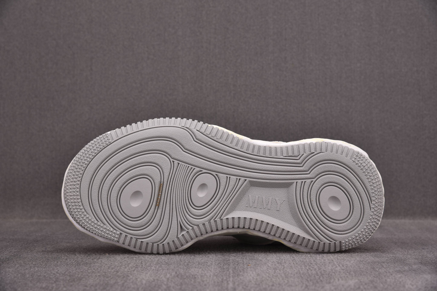 Maison Mihara Yasuhiro Wayne OG Sole Washed Canvas Low White