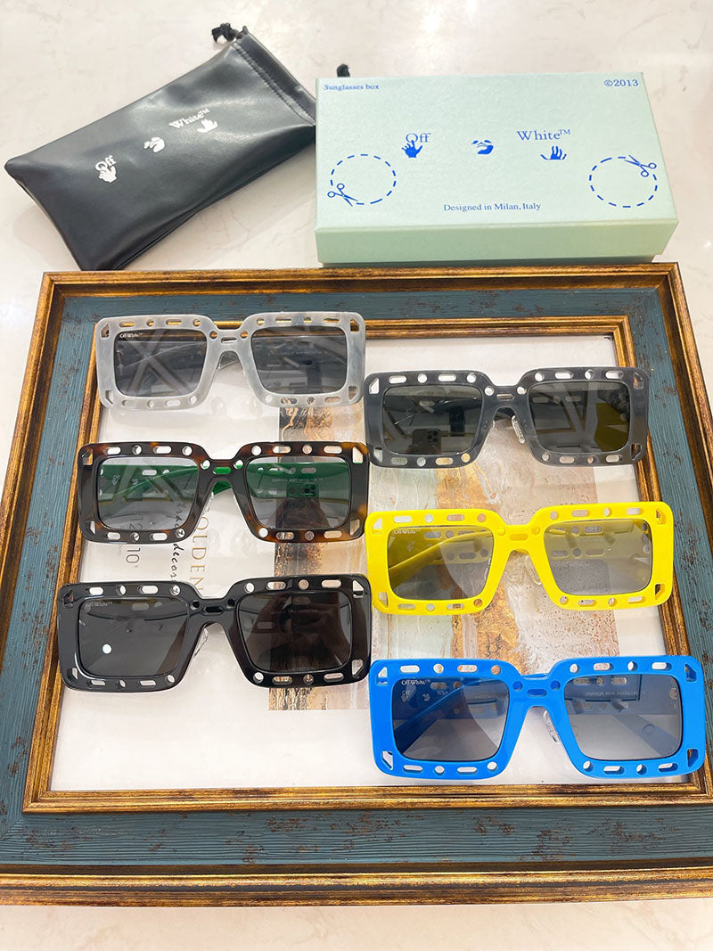 OFF-WHITE Atlantic Cut-Out Detail Square Frame Sunglasses