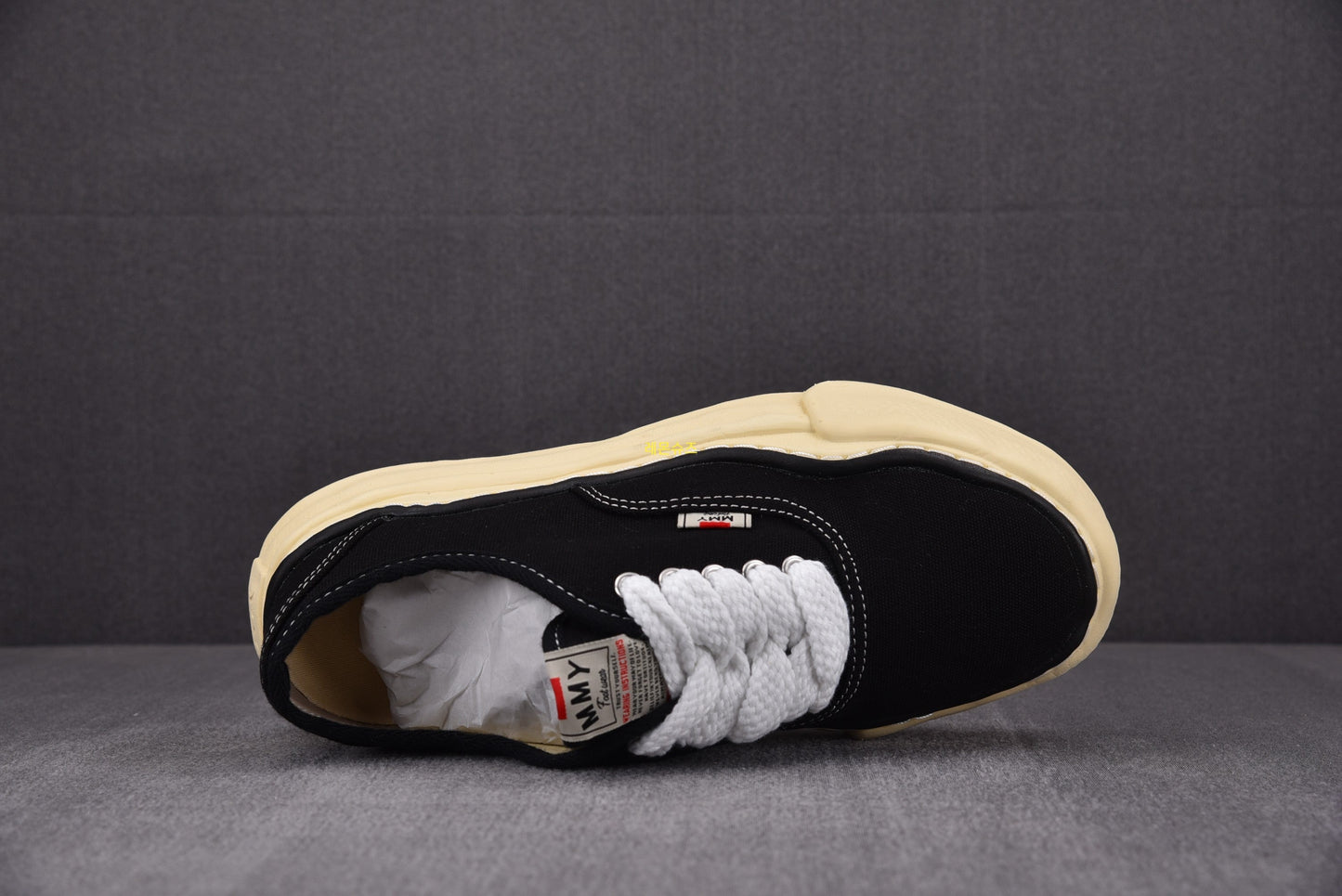 Maison Mihara Yasuiro Baker Low Top - BLACK