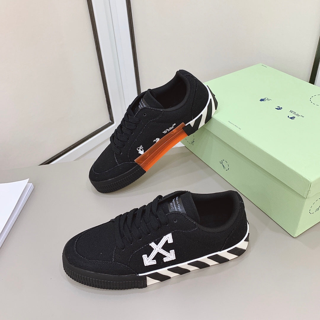 Off-White Vulc Low Black White Arrow