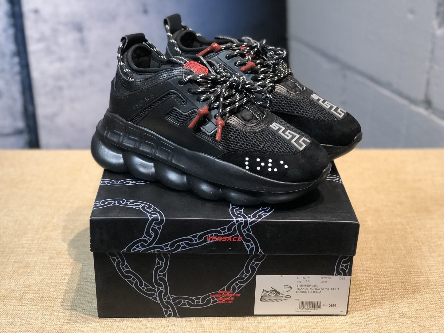 Versace Chain Reaction "Black Red"
