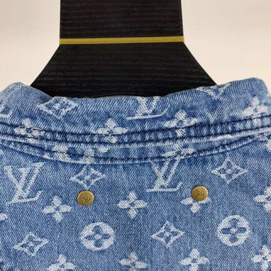 Supreme x Louis Vuitton Jacquard Denim Trucker Jacket Blue