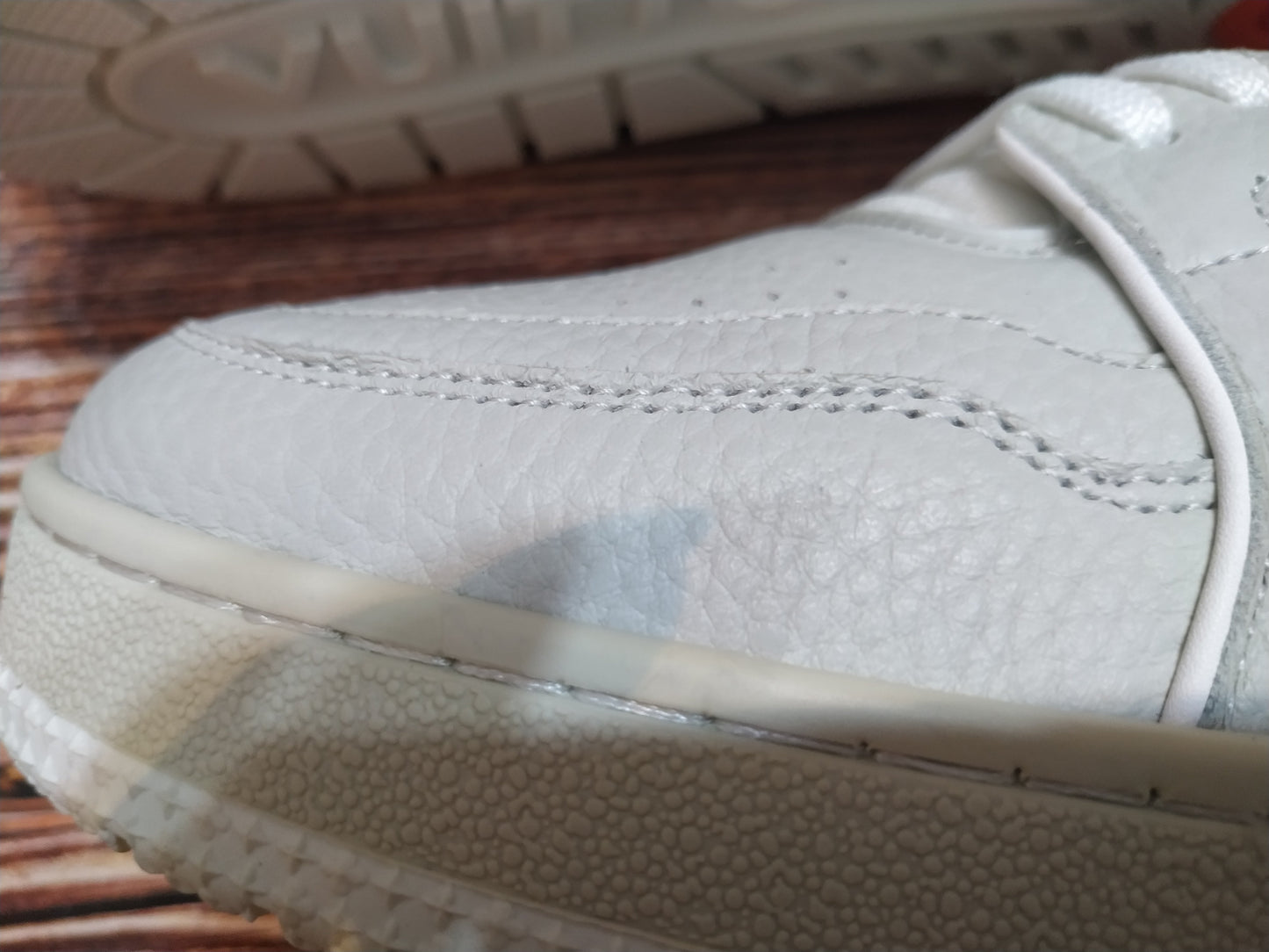 Louis Vuitton Trainer Low Top Grey