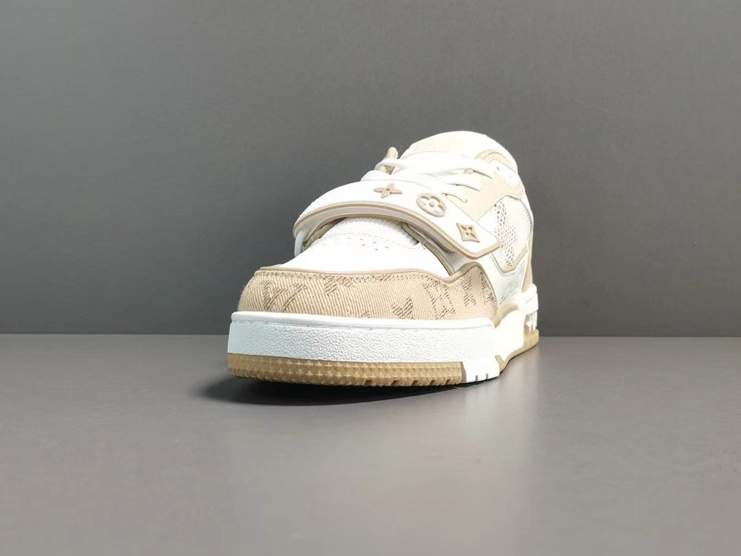 Louis Vuitton Trainer Monogram Denim Beige