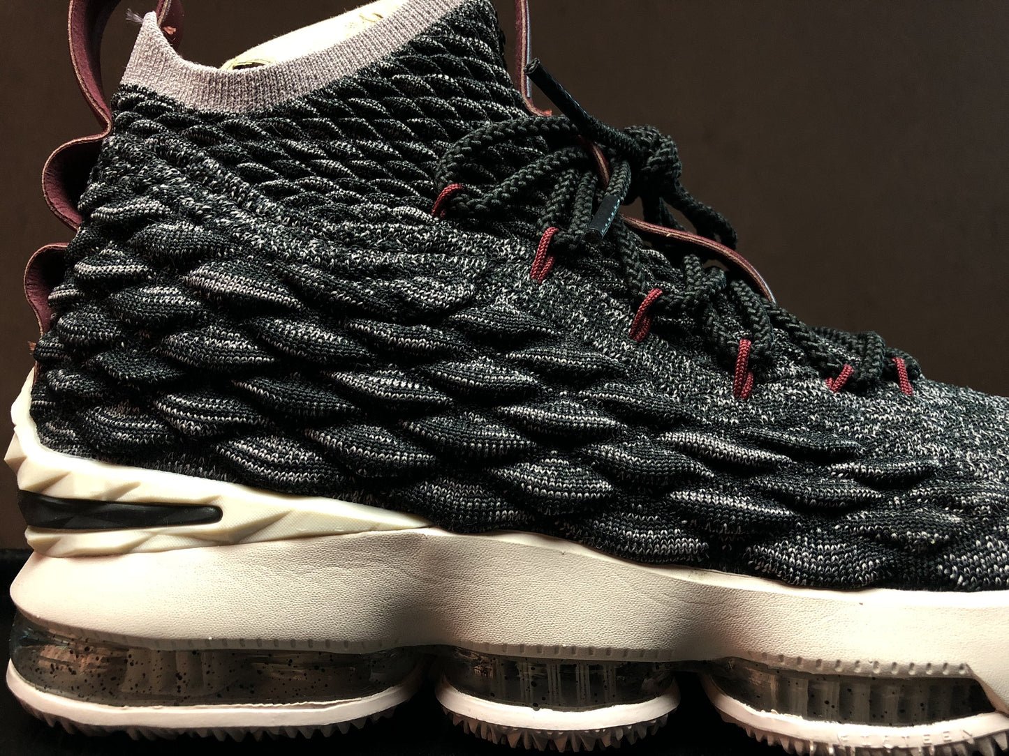 Nike Lebron XV Low EP 15 / Pride of Ohio
