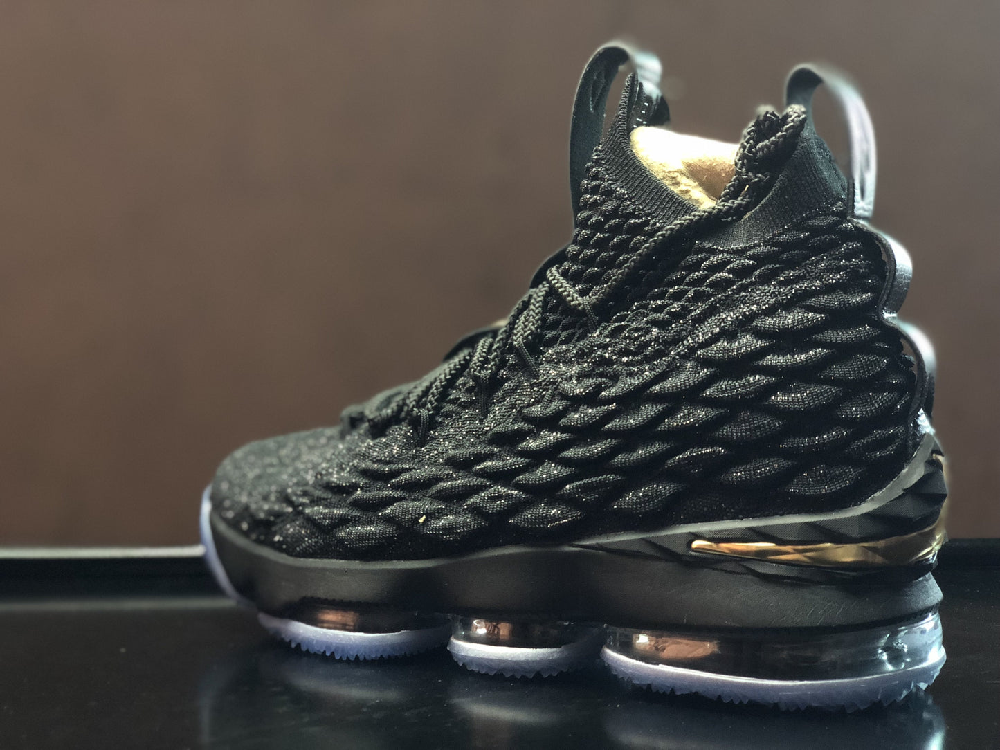 Nike Lebron XV Low EP 15 / Black Gold
