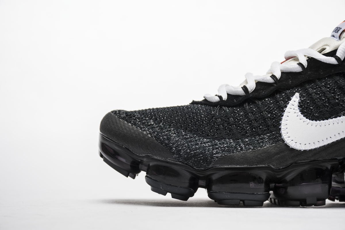 OFF-WHITE x Nike Air VaporMax