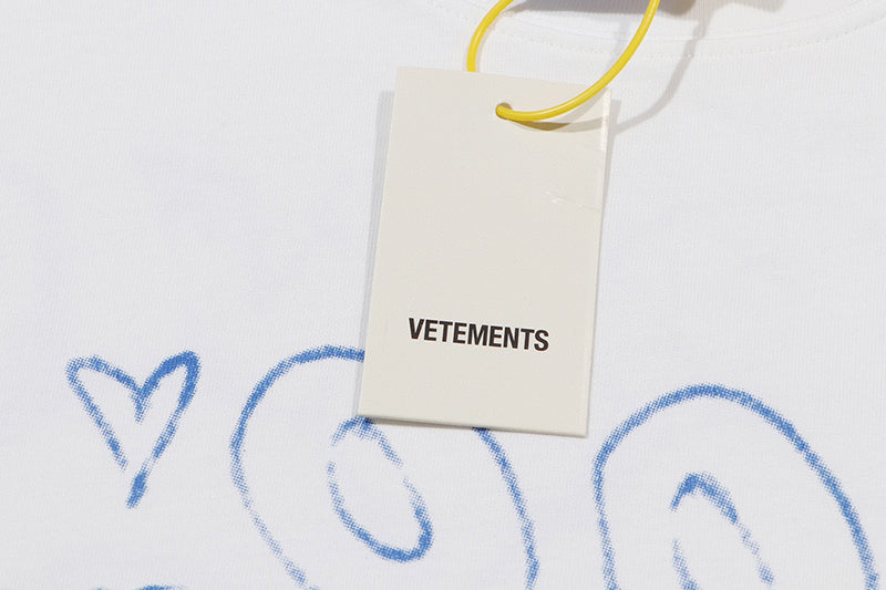 VETEMENTS Scribbled Car/Heart T-shirt | White