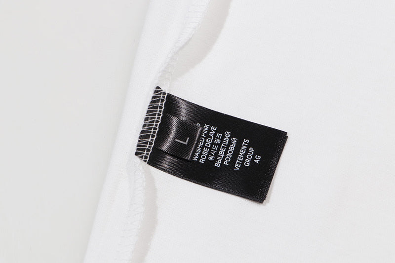 VETEMENTS Vetements Paris T-shirt | White
